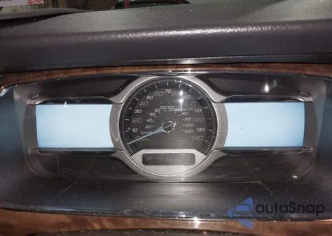 2015 Ford Taurus Limited z USA, uszkodzony, nr VIN 1FAHP2F89FG168779